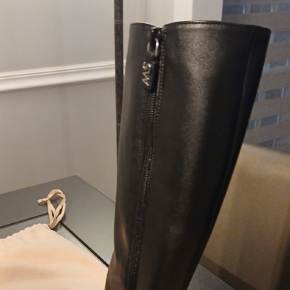 Stuart Weitzman Black Leather Knee-High Boots - Picture 7 of 8